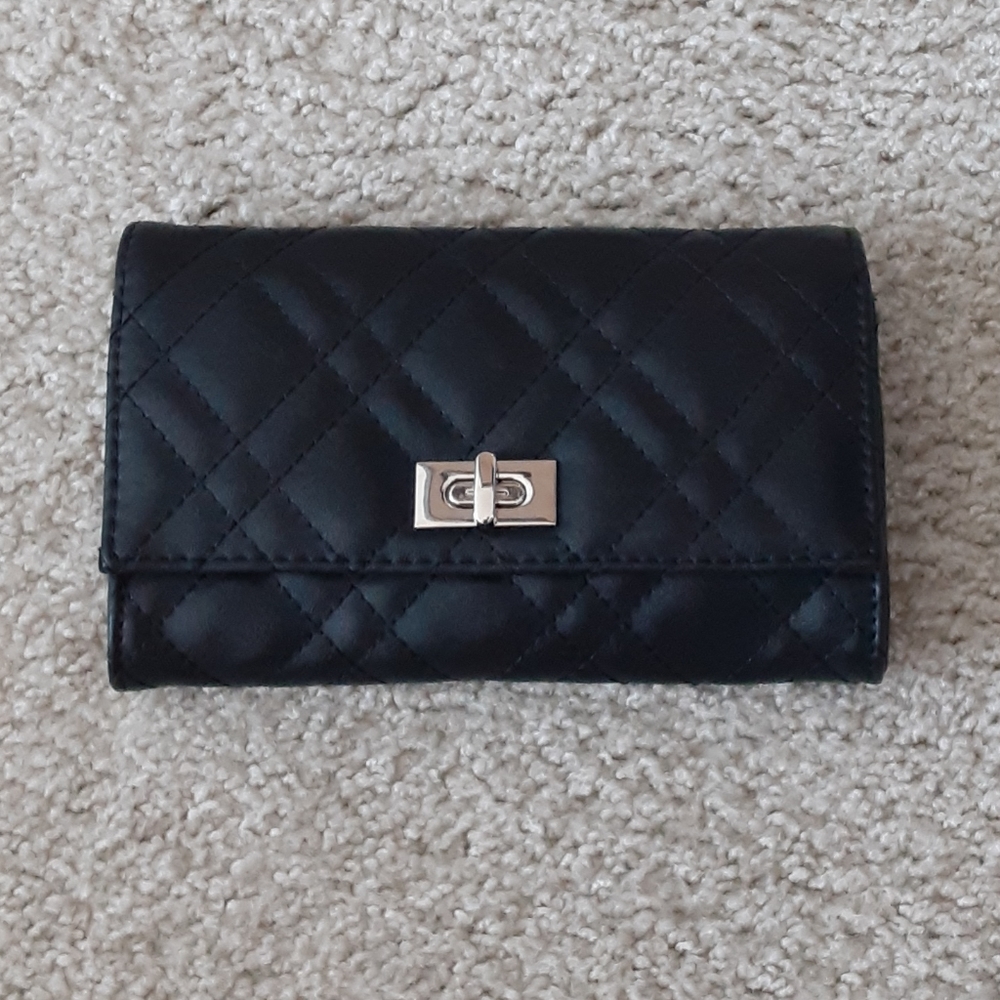 Forever 21 Shoulder Bag